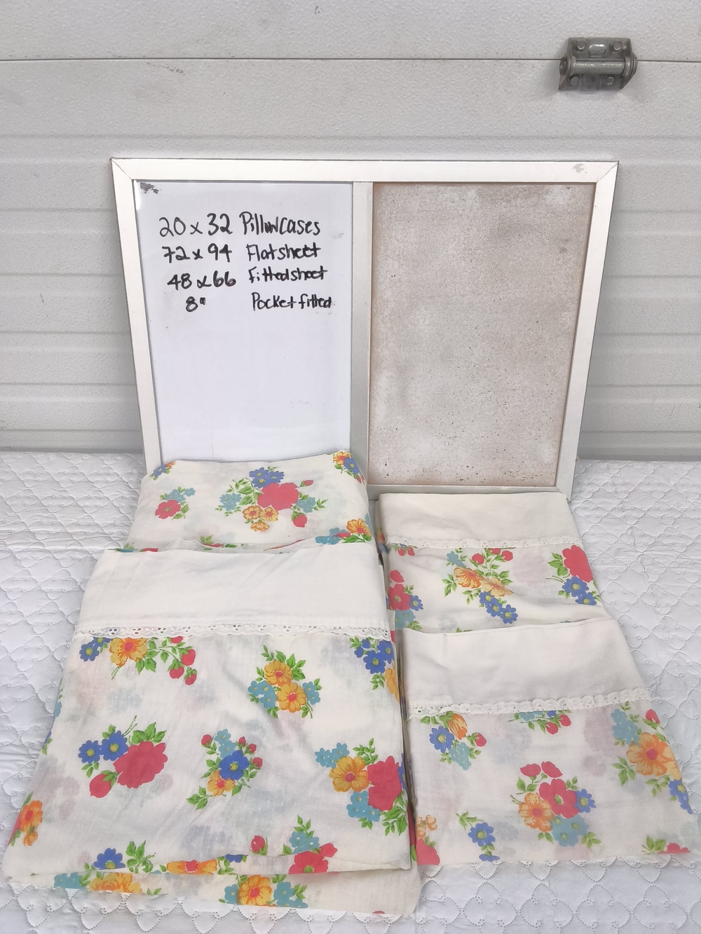 Floral Vintage Pillowcases and Sheets Set